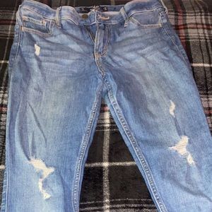 Hollister jeans size 7s